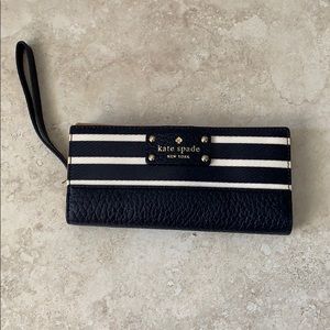 Kate Spade Wristlet Wallet